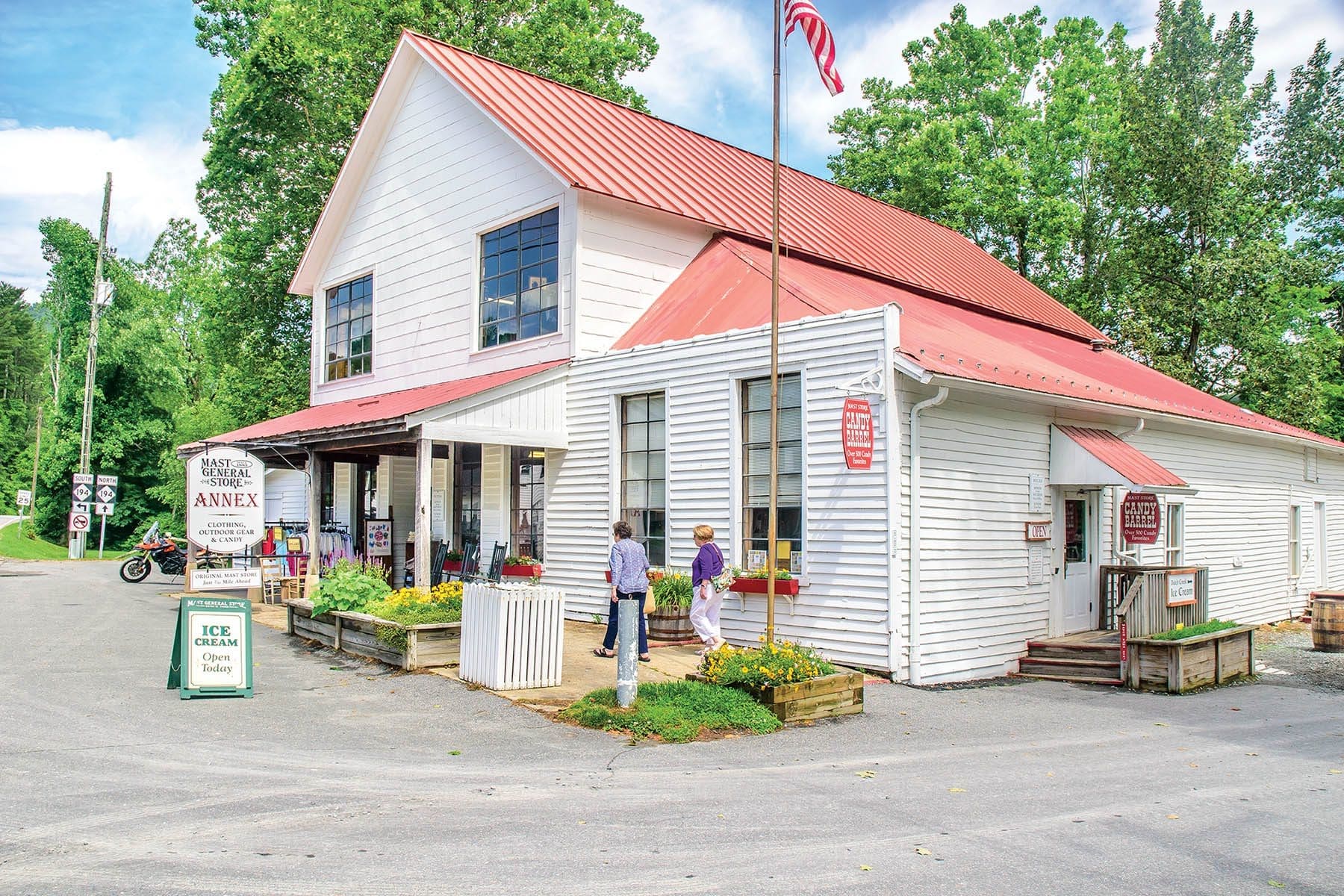 Mast General Store in Valle Crucis